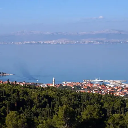 Apartments By The Sea Supetar, Brac - 2960 *