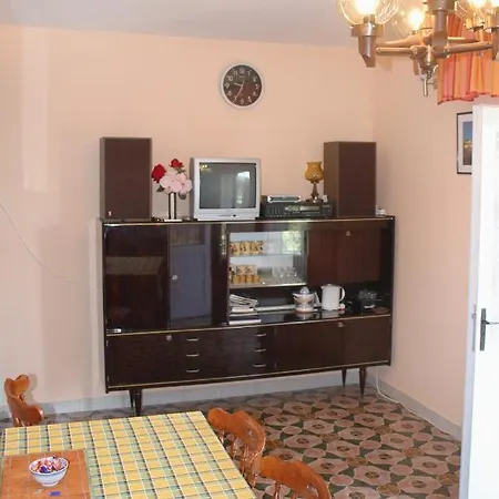 Apartments By The Sea Supetar, Brac - 2960 * Supetar