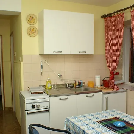 Apartments By The Sea Supetar, Brac - 2960 Lejlighed